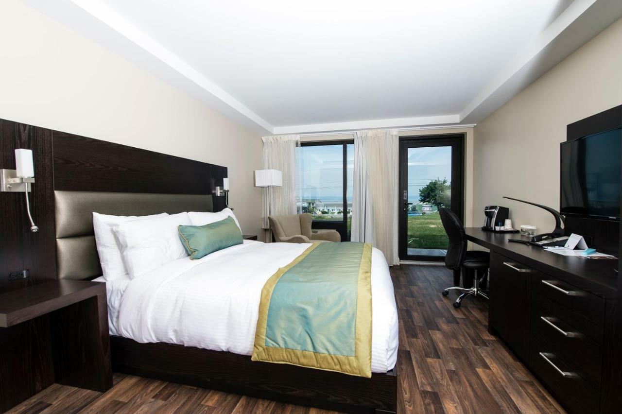 Hotel Levesque Riviere-du-Loup Exterior photo